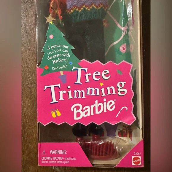 Vintage 1998 TREE TRIMMING BARBIE ! - Picture 2 of 7
